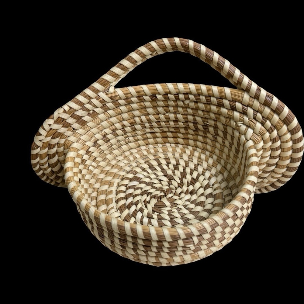 Sweet Grass Woven Wall Pocket Basket Folk Art South Carolina Gullah Seagrass